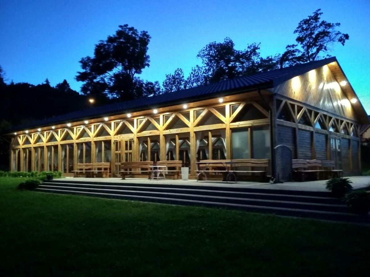 Gosciniec Olecki - Karczma Margrabowa Hotel Olecko Exterior photo